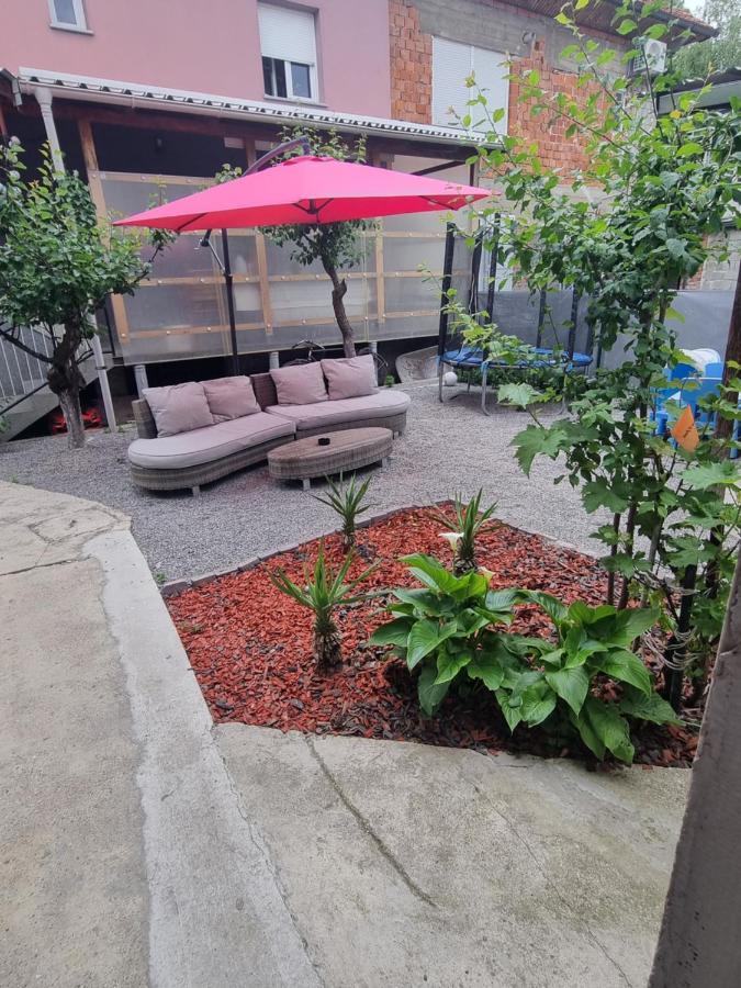 Apartman Migliore Сесвете Екстериор снимка